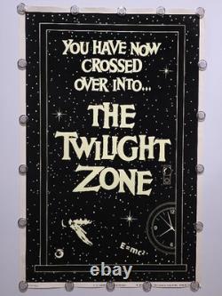 Vintage 1989 Twilight Zone Flocked Blacklight Poster CBS Inc PF-197 23 x 35