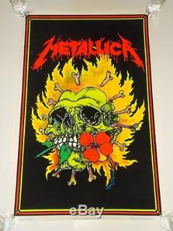 Vintage 1995 Metallica Burning Flowers Skull Blacklight Poster Flocked Pushead