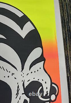 Vintage 90's Wizard Wear RARE 1996 Tribal Skull Blacklight Poster 23x35 USA