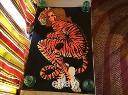 Vintage BLACK LITE POSTER TIGER LADY signed 24 x 36 rare GREAT COLOR. MINT