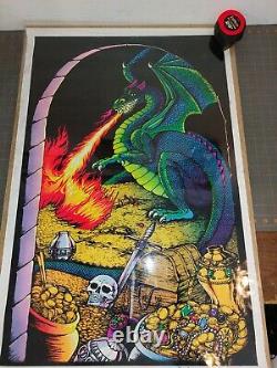 Vintage Black Light Velvet Poster 23 x 35 Dragon's Treasure ADD
