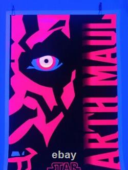 Vintage Flocked 1999 Star Wars episode I Darth Maul Blacklight Poster 22x 34 US