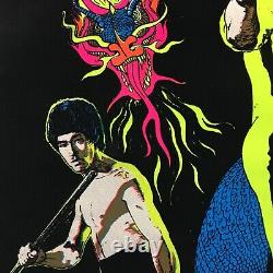 Vintage MINT, 1981, BRUCE LEE Kung Fu King BLACKLIGHT VELVET POSTER, #950