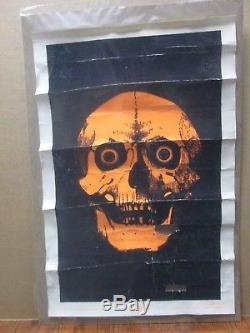Vintage Mini Velvet Black Light Poster 1970's flocked 11x17 Skull Inv#G18