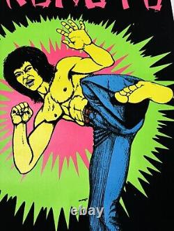 Vintage On Stop Posters Bruce Lee Kung Fu Black Light Poster Flocked 35 x 23