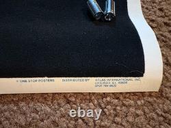 Vintage Original Bruce Lee Kung Fu Blacklight Poster Black Light 23 x 35 Flocked