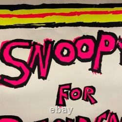Vintage SNOOPY FOR PRESIDENT Blacklight Poster 1968 Anti War RARE Leslie Tobin
