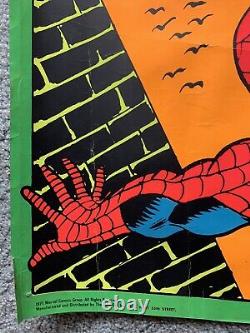 Vintage Spiderman Marvel Third Eye Black Light Poster 4016 Gil Kane Used Damage