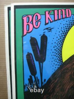 Vintage Velvet Black light Poster 1973 flocked Kiss a Beaver G6039