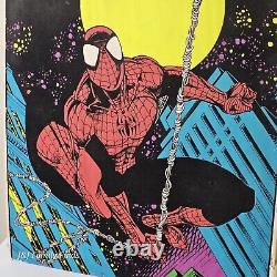 Vtg 1996 Spider-Man Velvet BLACKLIGHT Poster #403 Marvel RARE 23x35 Spider Man
