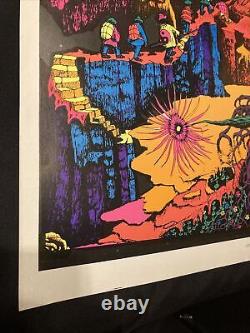 Vtg 70's Black Light Poster Lost Horizons 23x 35 DEADSTOCK 1970 Trippy Rare