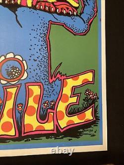 Vtg 70's Black Light Poster SMILE Cheshire Cat 23x 35 DEADSTOCK 1971 Trippy