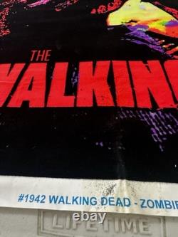 WALKING DEAD BLACK LIGHT POSTER Rare 23x35